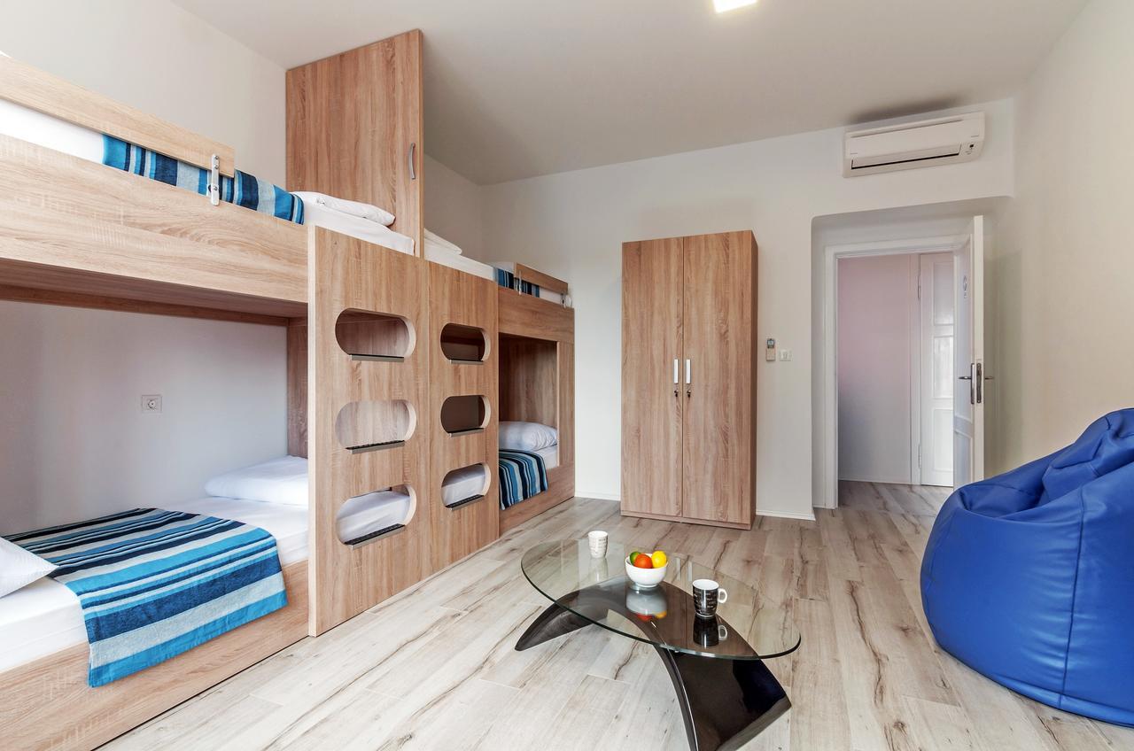 Sky Hostel Zadar Exteriör bild